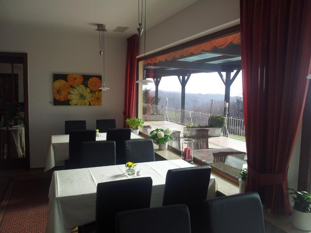 Zum Rebhang Bed & Breakfast 厄斯特里希·温克尔 外观 照片